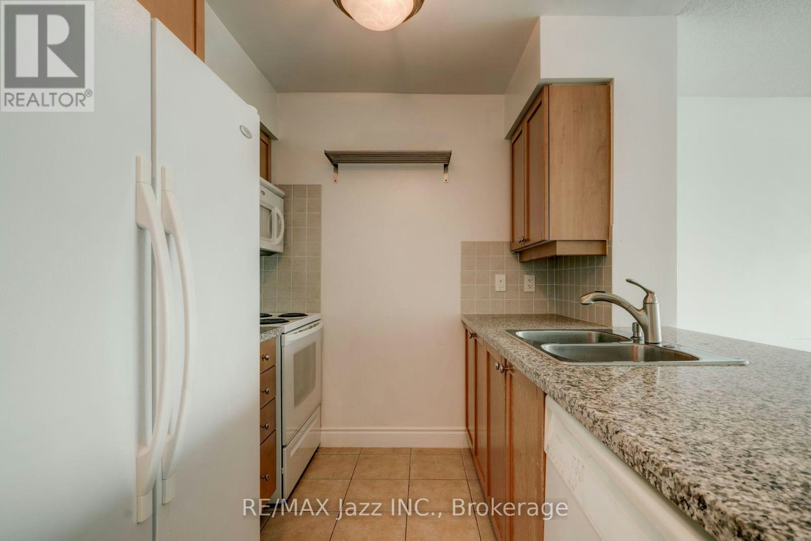 1908-15 Greenview Avenue, Toronto, ON, M2M 4M7 - 12