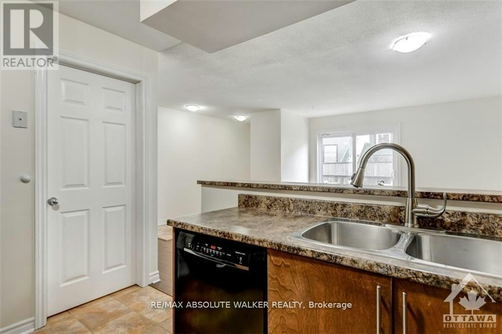 58-1250 Mcwatters Road, Ottawa, ON, K2C 3P5 - 4