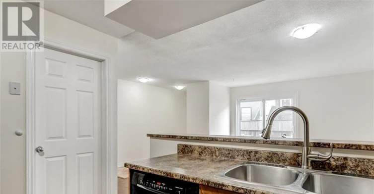 58-1250 Mcwatters Road, Ottawa, ON, K2C 3P5 - 4