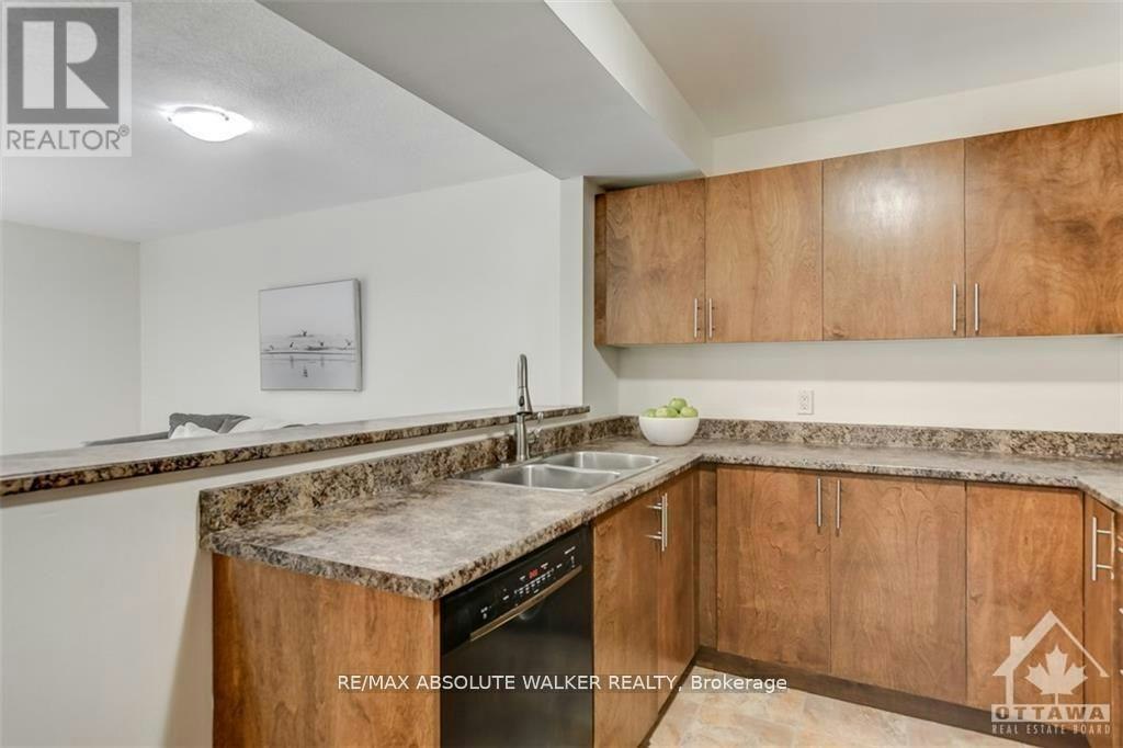 58-1250 Mcwatters Road, Ottawa, ON, K2C 3P5 - 5