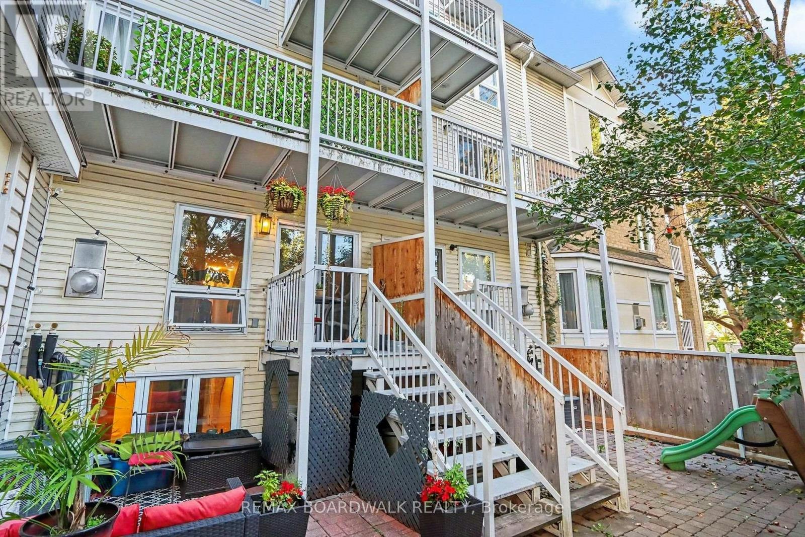 1631 Locksley Lane, Ottawa, ON, K1J 1B6 - 13