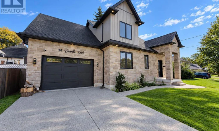 14 Charlotte Court