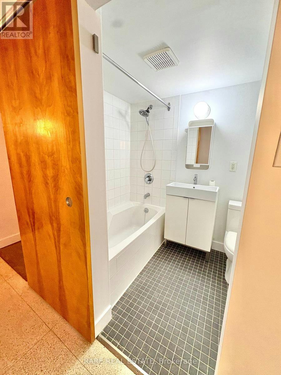 112-365 Dundas Street E, Toronto, ON, M5A 4R9 - 9
