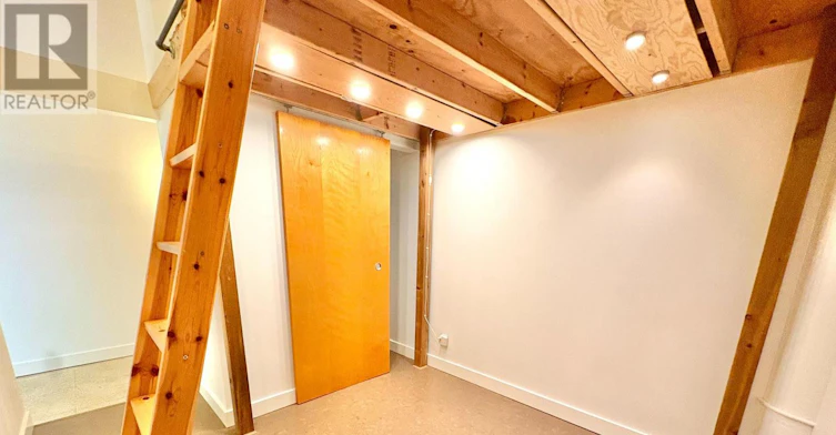 112-365 Dundas Street E, Toronto, ON, M5A 4R9 - 4