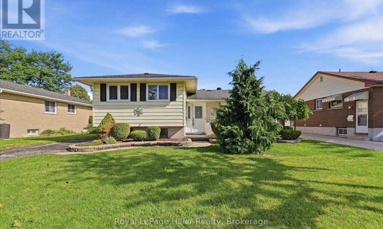 66 Elgin Crescent