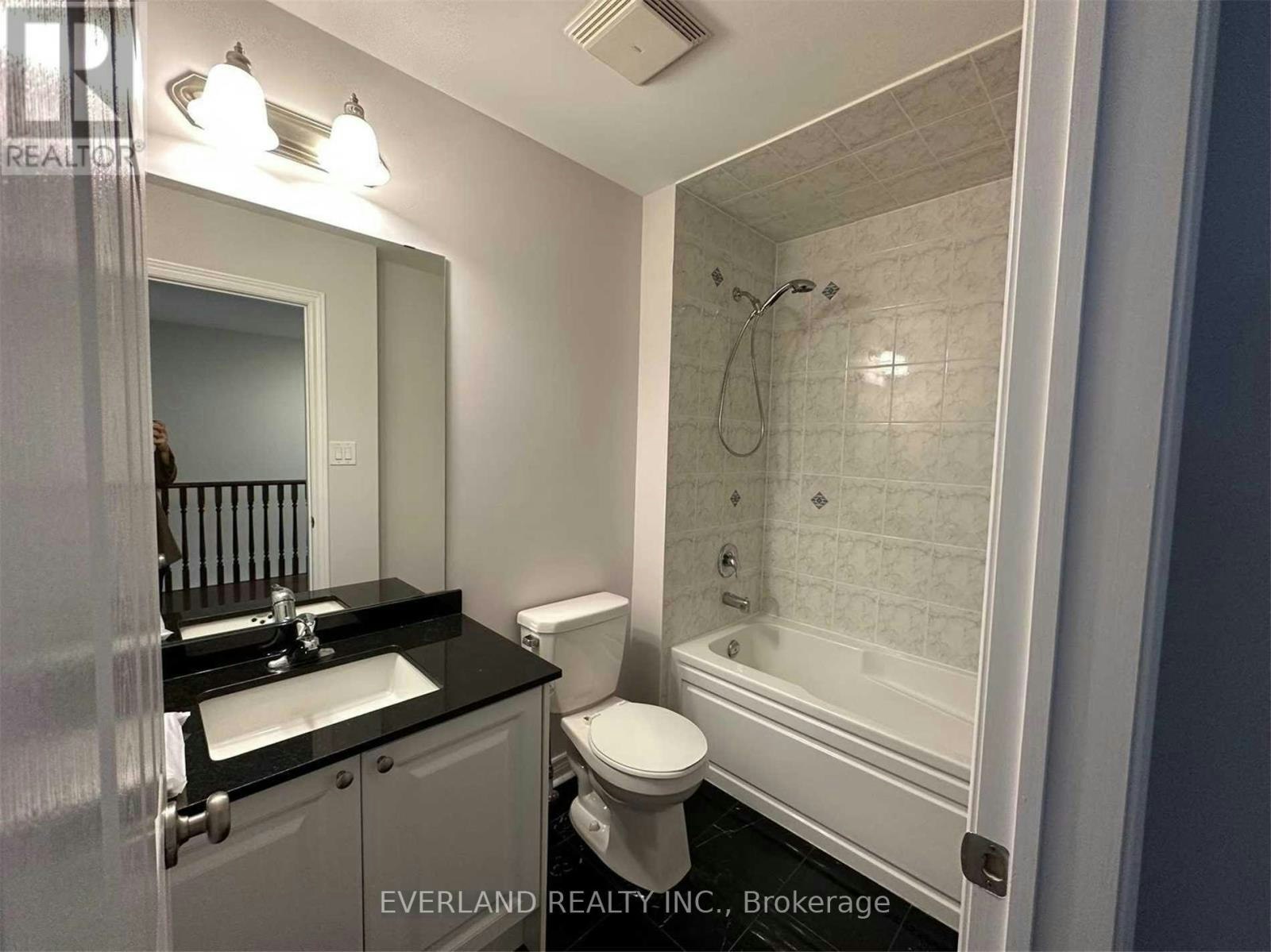 46 Victor Herbert Way, Markham, ON, L6C 0N6 - 8