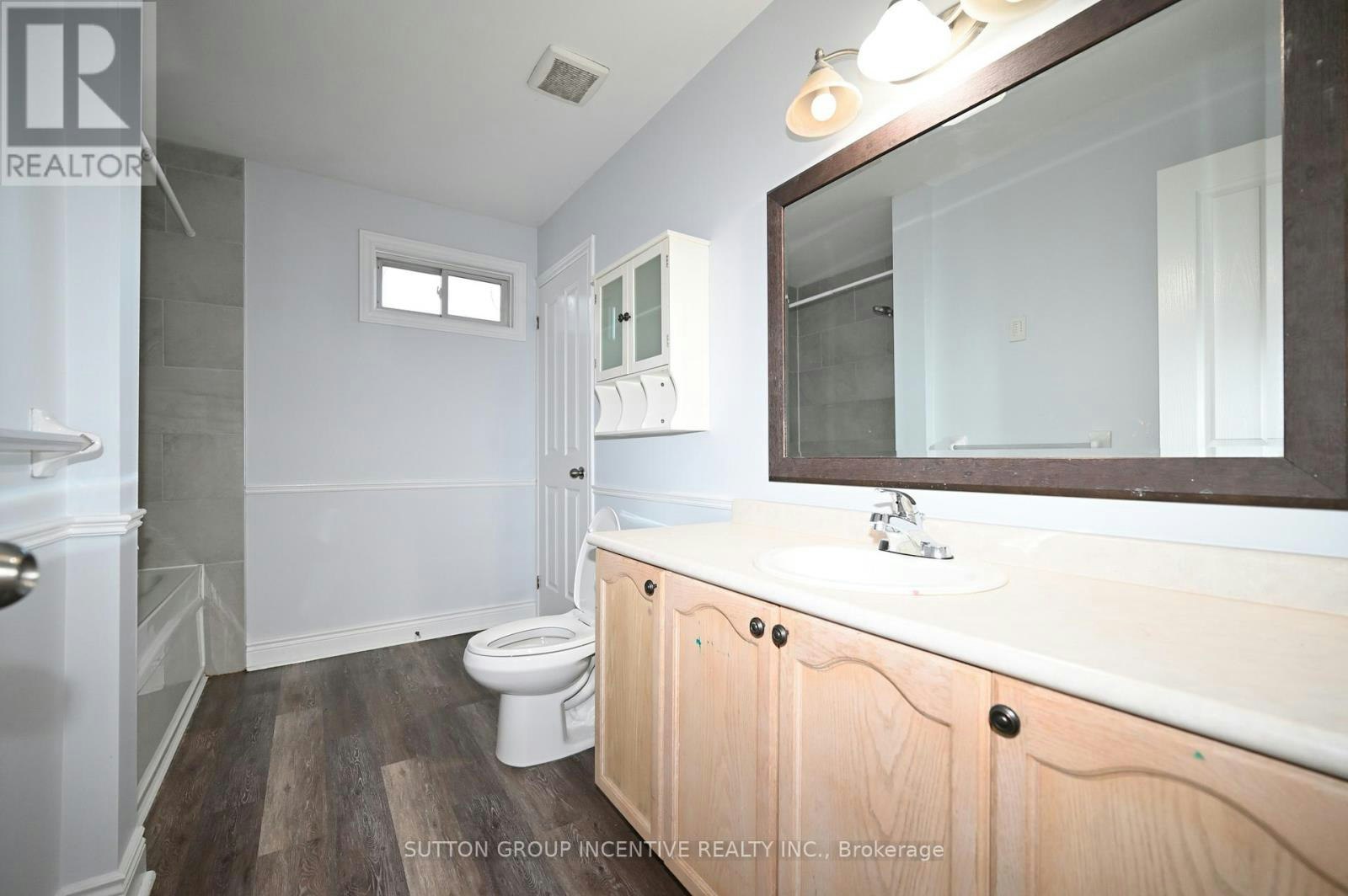 UPPER-39 Jones Drive, Barrie, ON, L4M 6H7 - 16