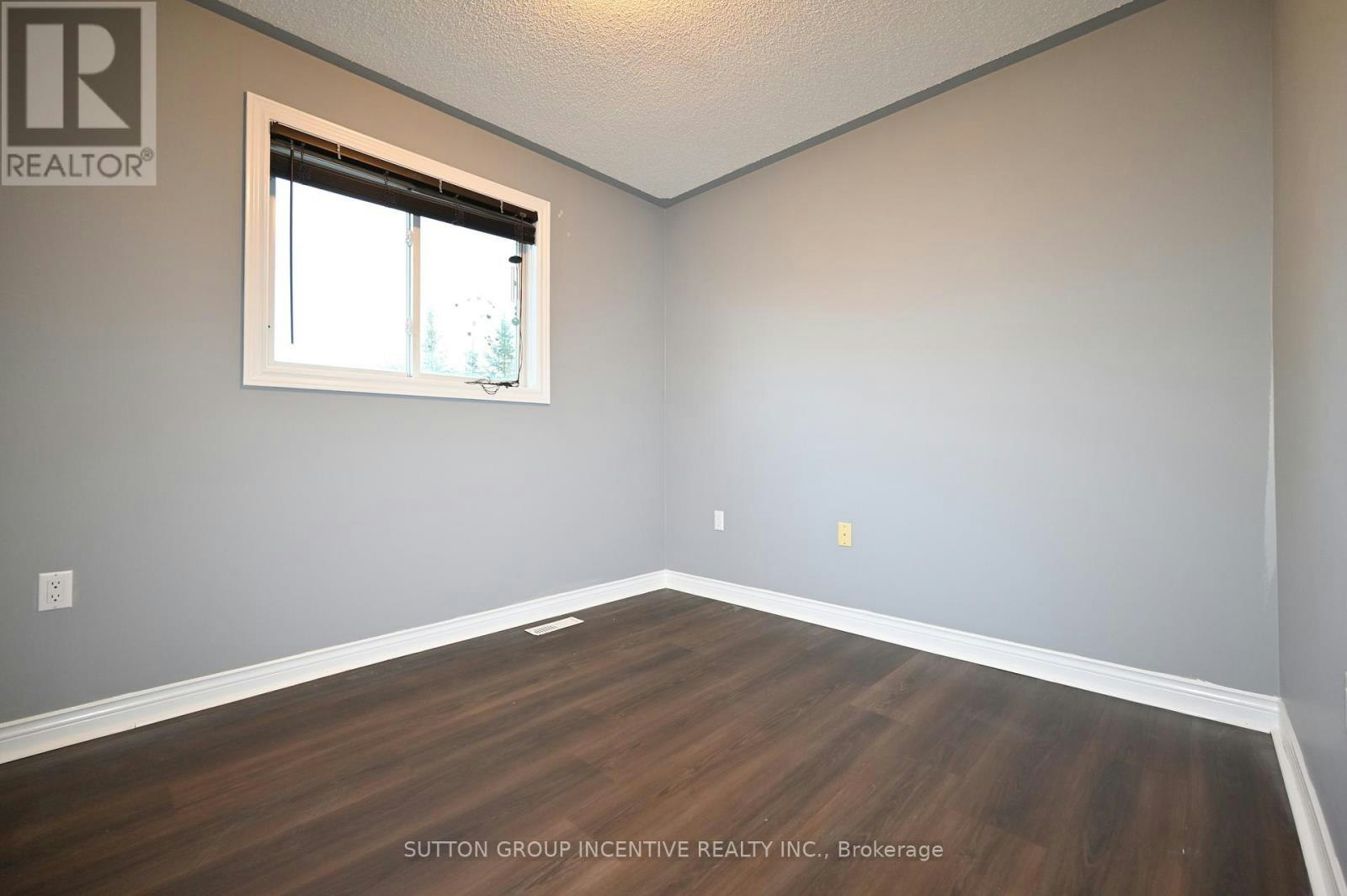 UPPER-39 Jones Drive, Barrie, ON, L4M 6H7 - 14