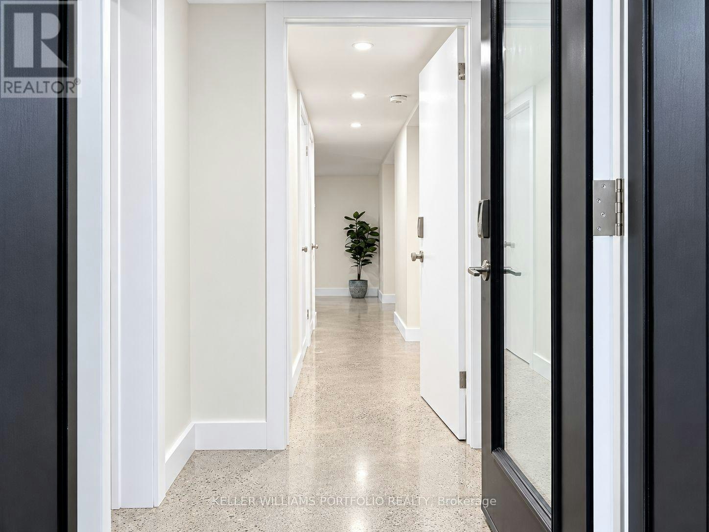 BSMT-172 High Park Avenue, Toronto, ON, M6P 2S4