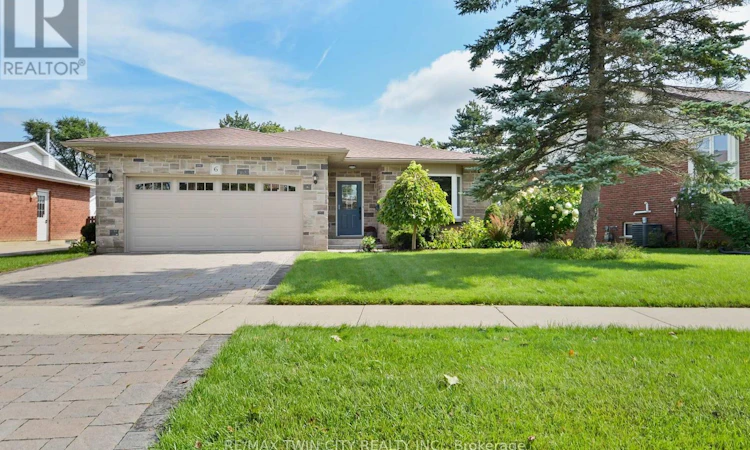 6 Edenridge Drive