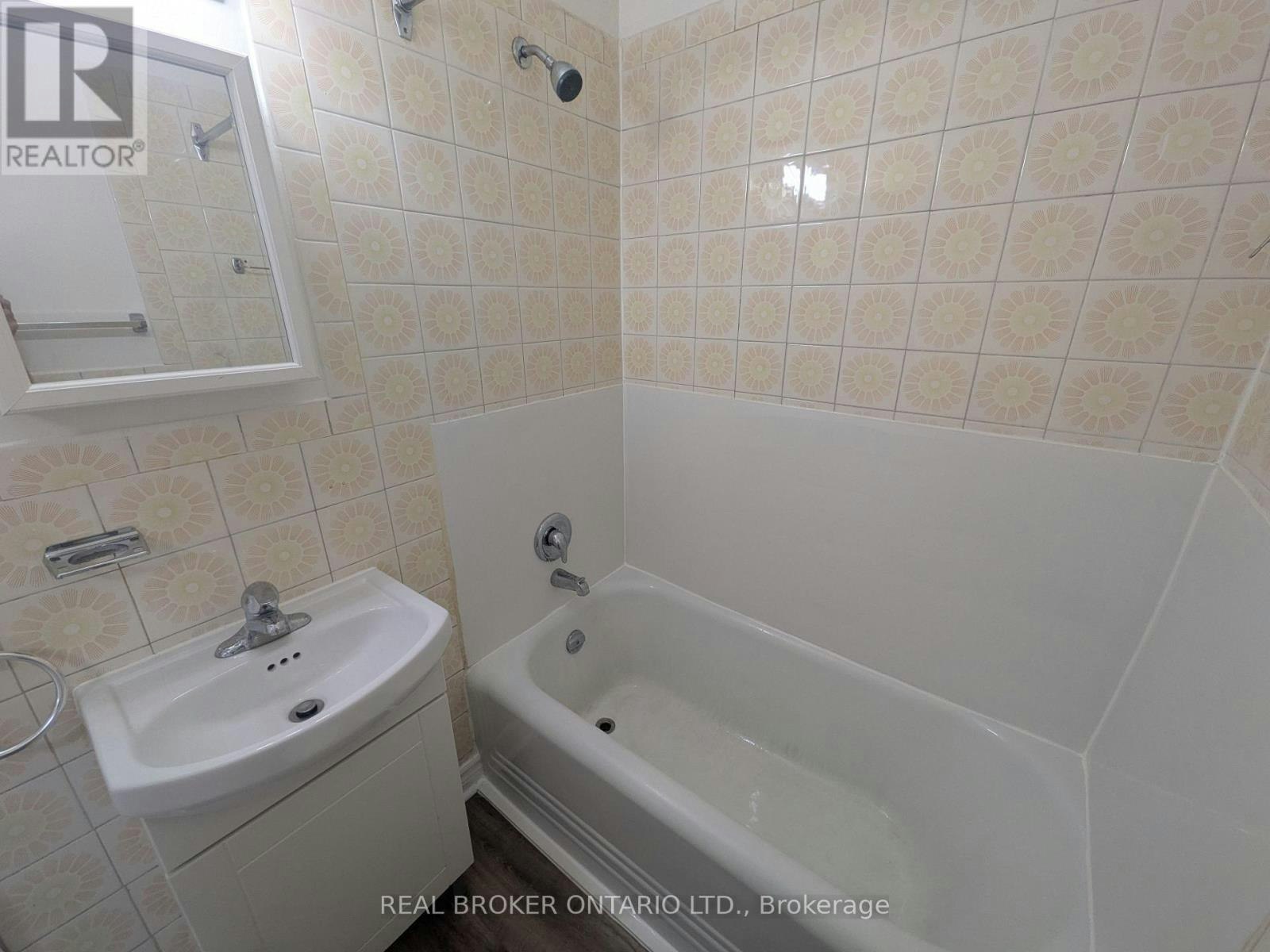 2-22 Barton Street E, Hamilton, ON, L8L 2V5 - 10