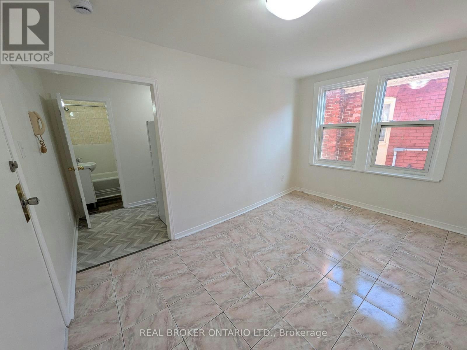 2-22 Barton Street E, Hamilton, ON, L8L 2V5 - 5