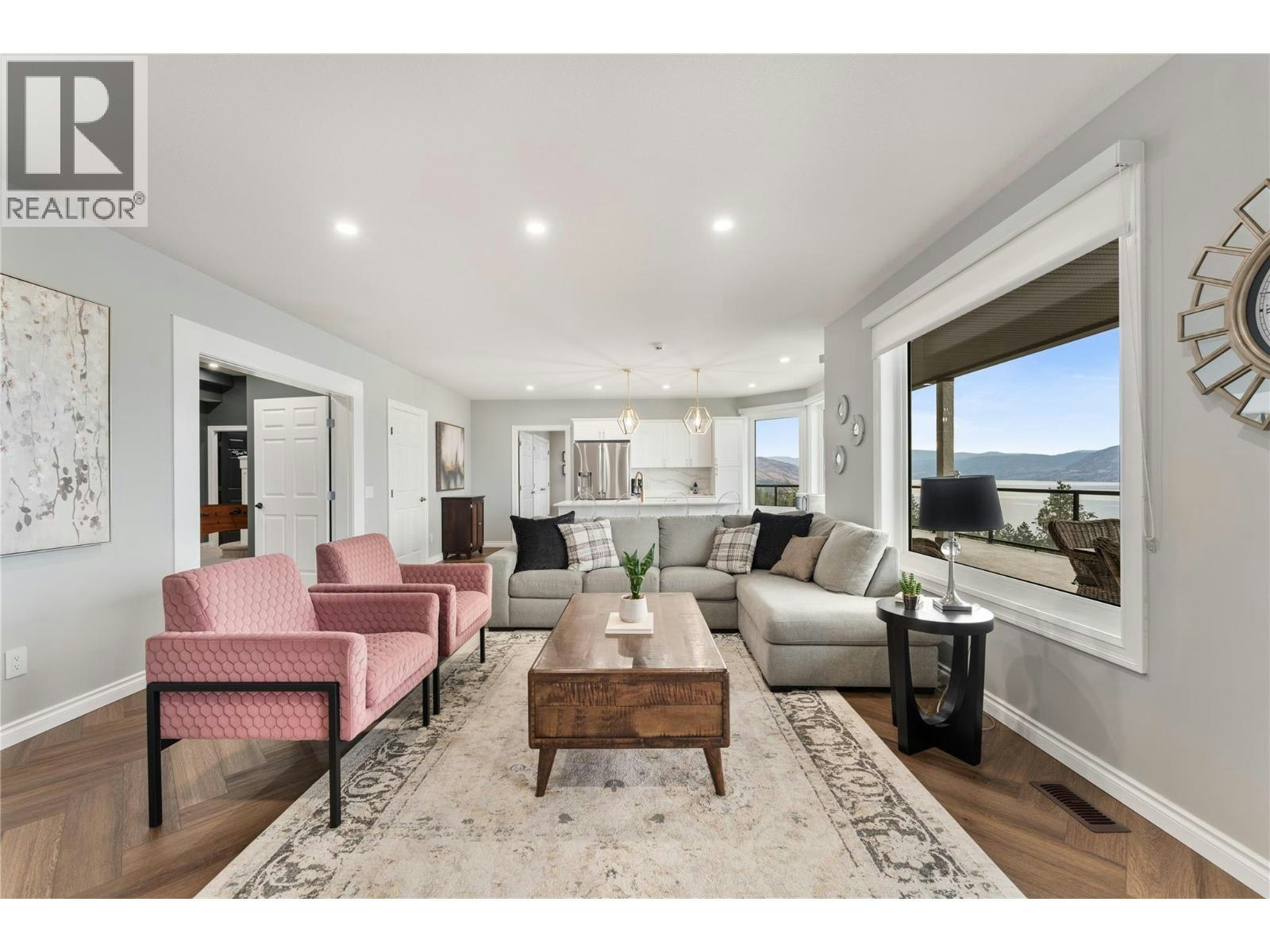 408 Okaview Road, Kelowna, BC, V1W 4K2 - 37