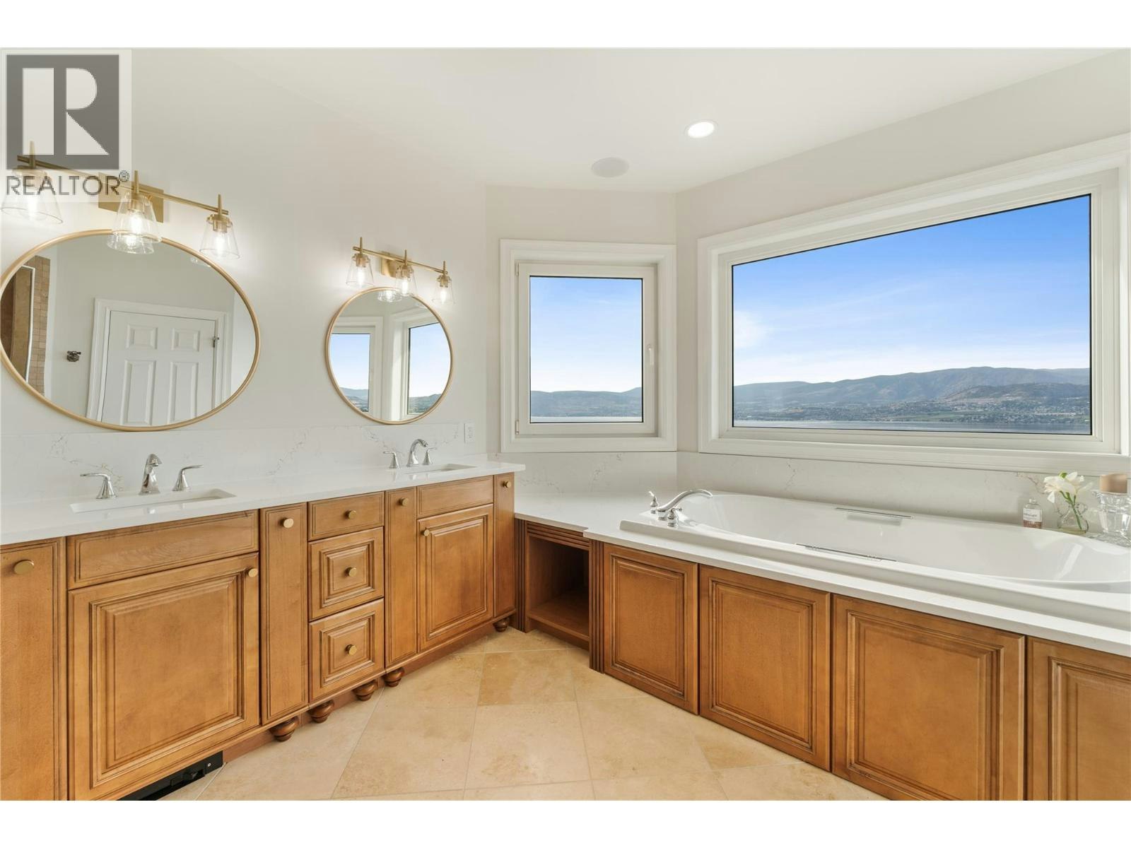 408 Okaview Road, Kelowna, BC, V1W 4K2 - 24