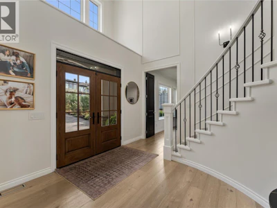 408 Okaview Road - 4