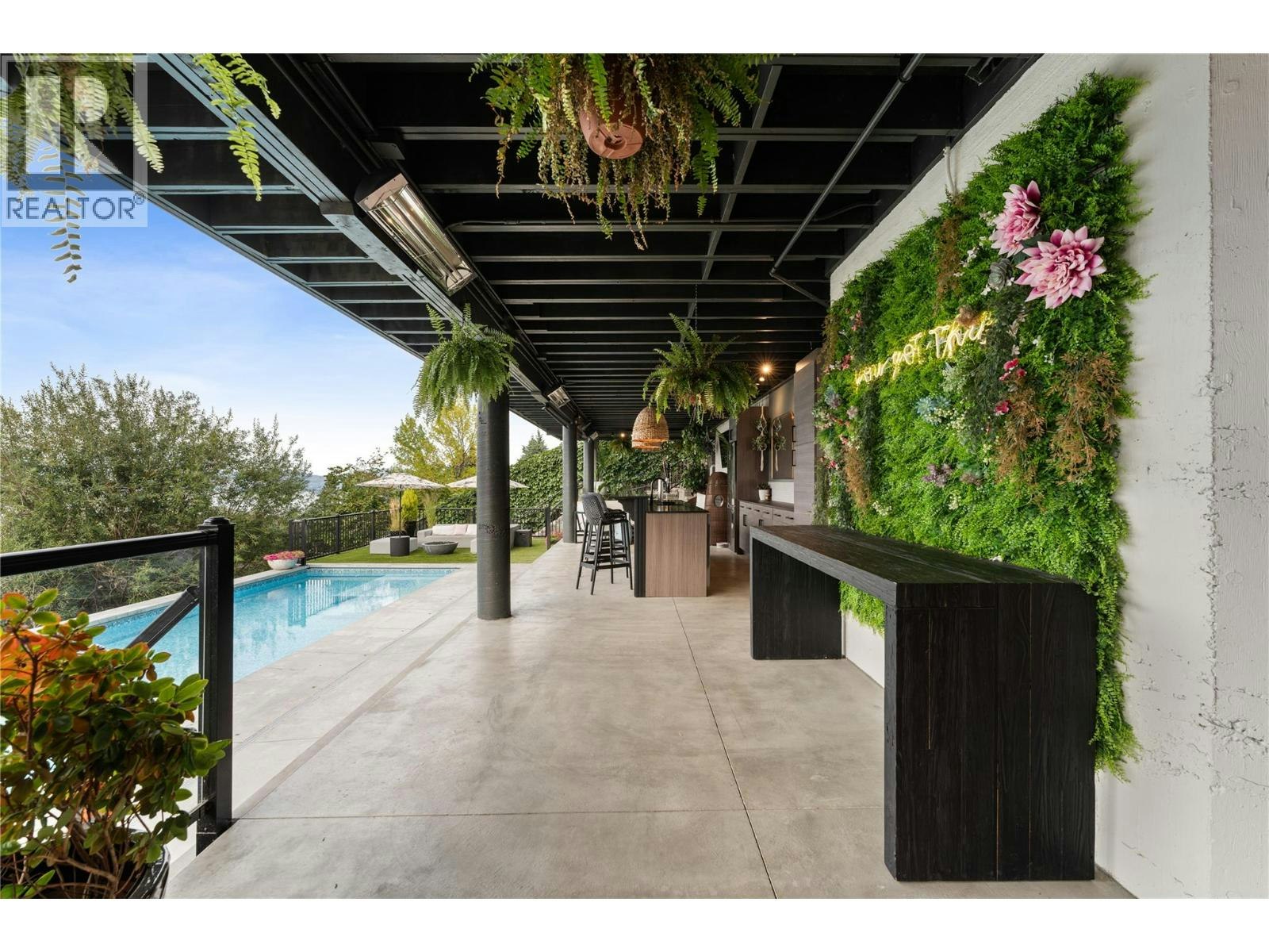 408 Okaview Road, Kelowna, BC, V1W 4K2 - 45