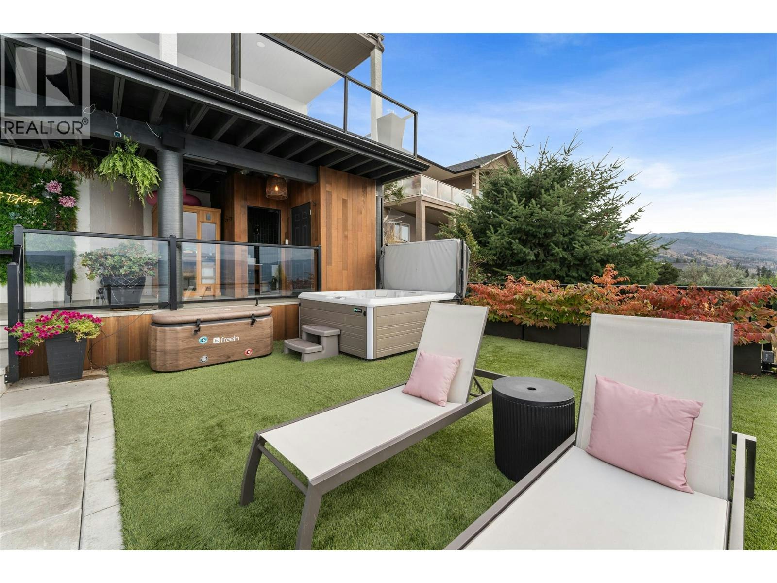 408 Okaview Road, Kelowna, BC, V1W 4K2 - 52