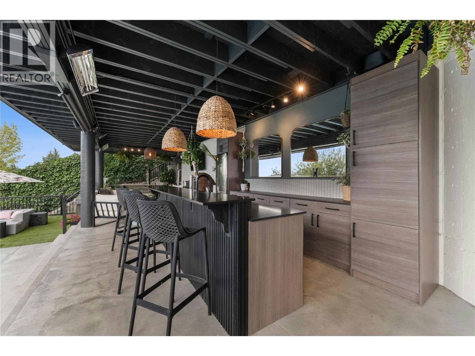408 Okaview Road, Kelowna, BC, V1W 4K2 - 43