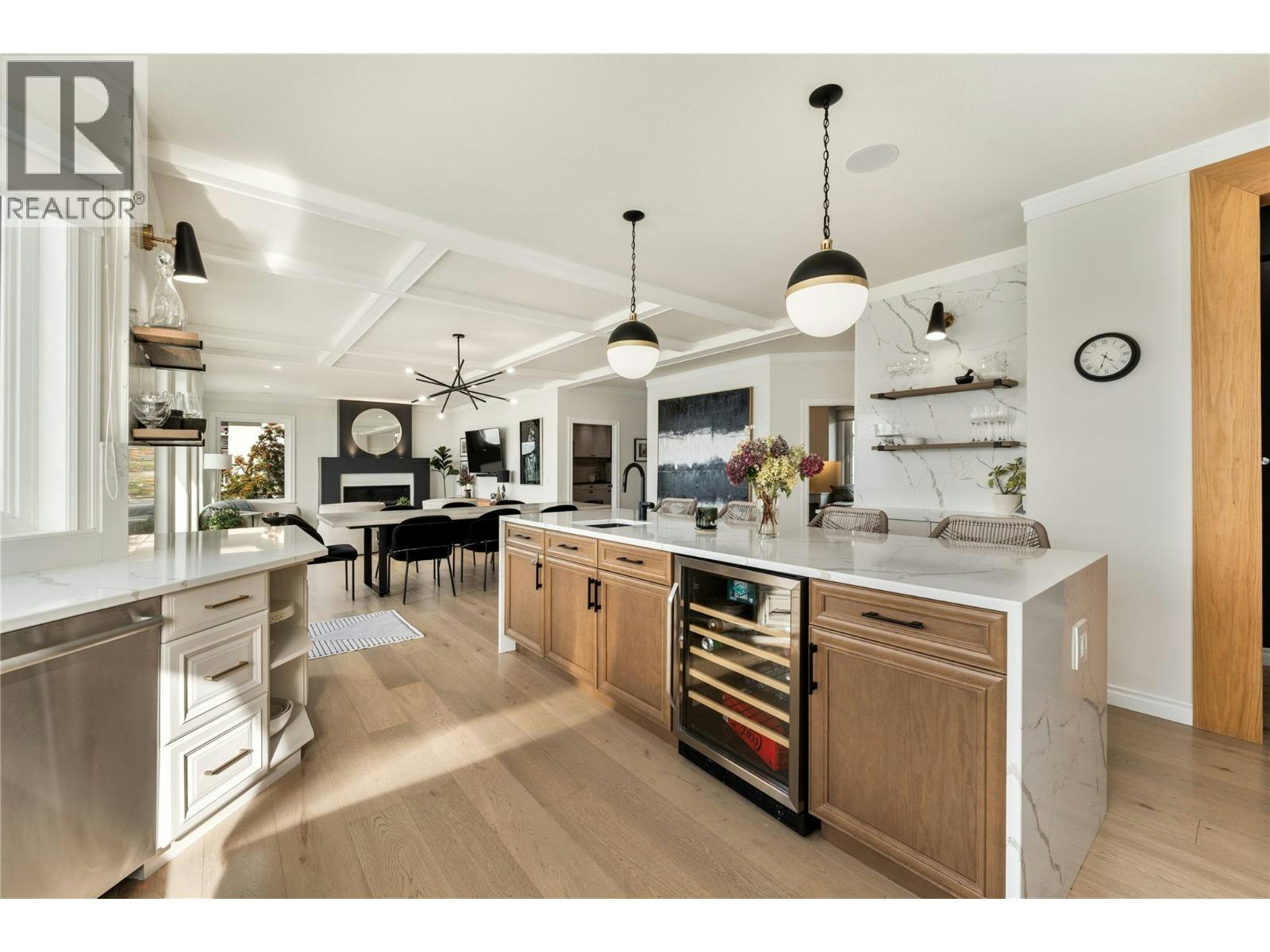 408 Okaview Road, Kelowna, BC, V1W 4K2 - 7
