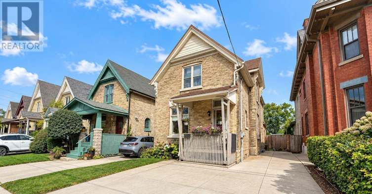 UPPER-162 Tecumseh Avenue E, London, ON, N6C 1S4