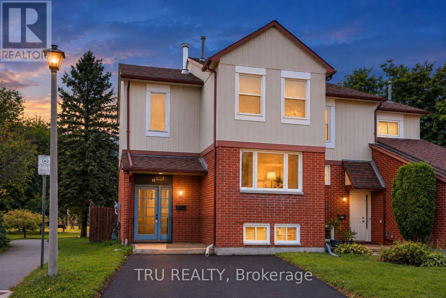 52 Greenboro Crescent, Ottawa, ON, K1T 1W5
