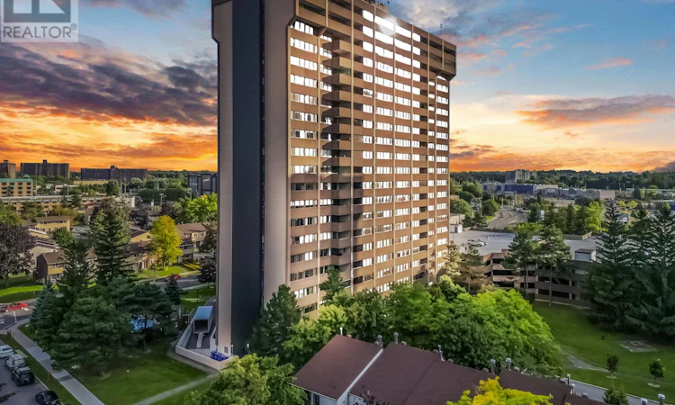 1008-1285 Cahill Drive