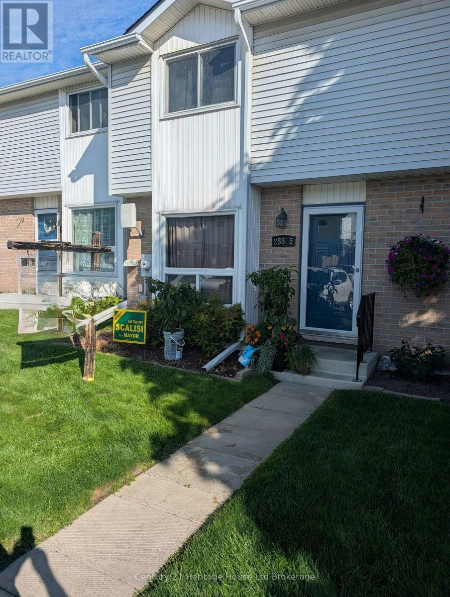 5-255 Lansdowne Avenue, Woodstock, ON, N4T 1N6