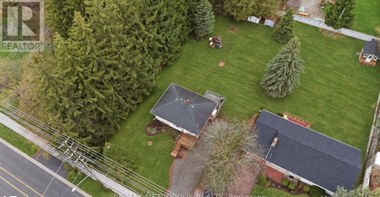 148 Winchester Road E, Whitby, ON, L1M 1X2 - 17
