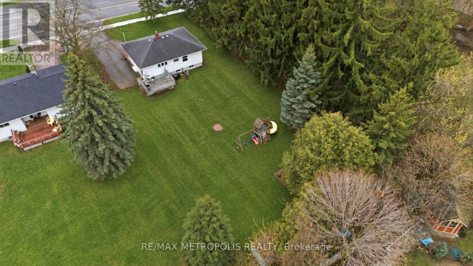 148 Winchester Road E, Whitby, ON, L1M 1X2 - 19