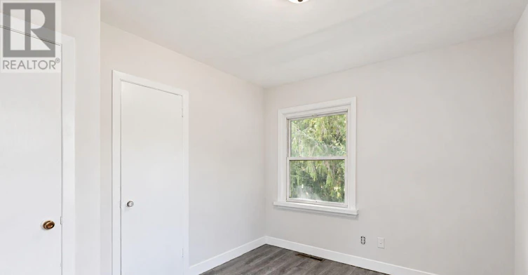 148 Winchester Road E, Whitby, ON, L1M 1X2 - 6