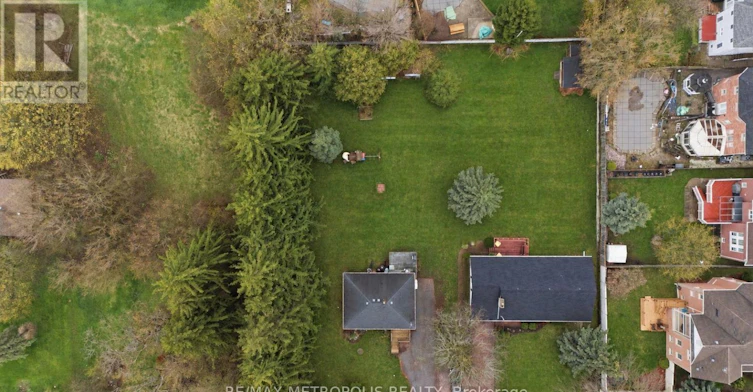148 Winchester Road E, Whitby, ON, L1M 1X2 - 18