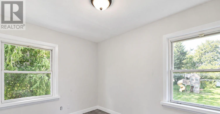 148 Winchester Road E, Whitby, ON, L1M 1X2 - 5
