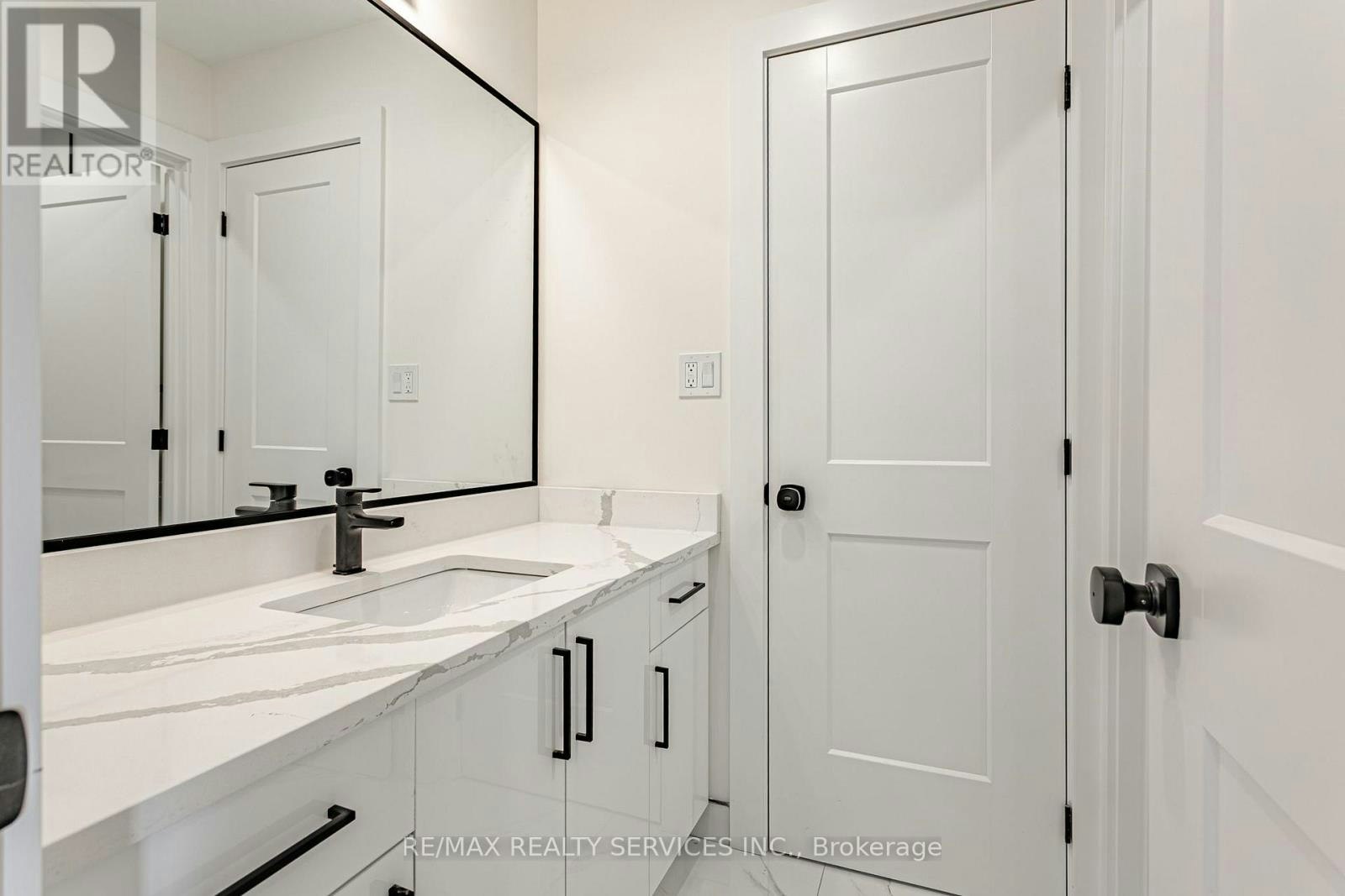 829 Darnley Boulevard, London, ON, N6M 0L9 - 24