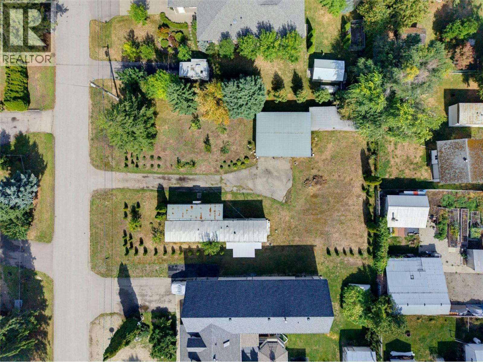 405 Gillis Avenue - 2