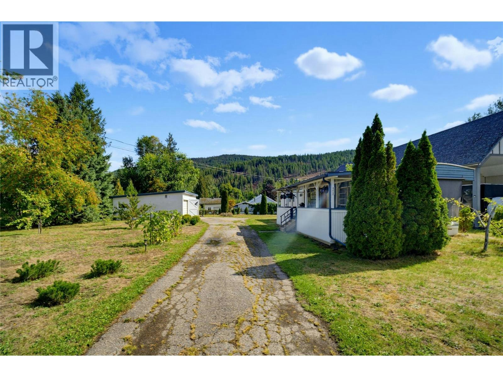 405 Gillis Avenue - 5