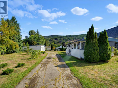 405 Gillis Avenue - 5