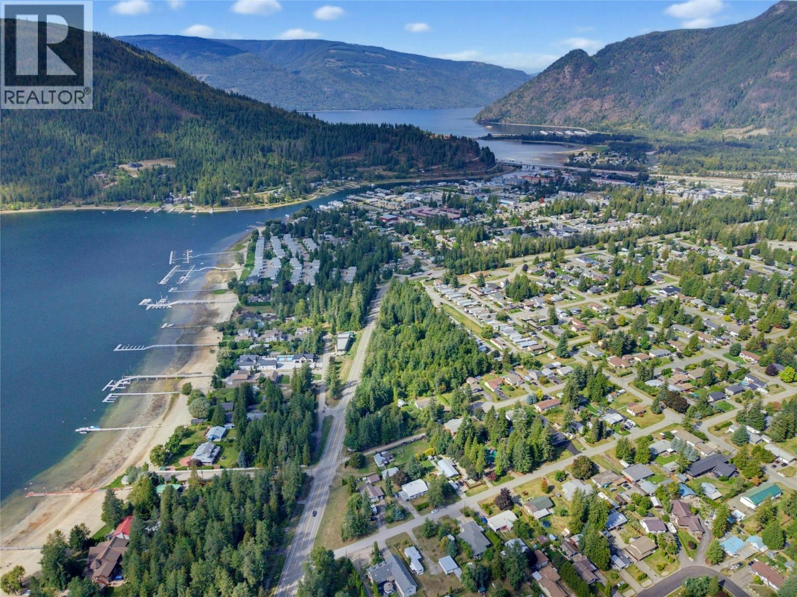 405 Gillis Avenue, Sicamous, BC, V0E 2V1 - 10