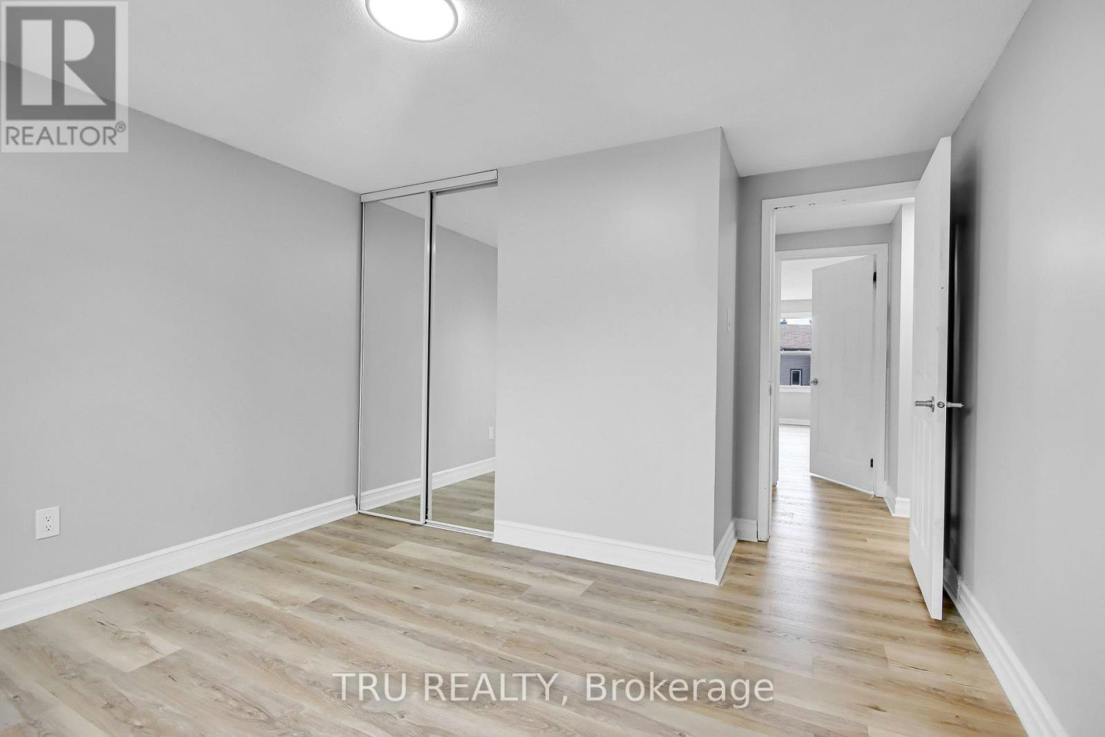 52 Greenboro Crescent, Ottawa, ON, K1T 1W5 - 27
