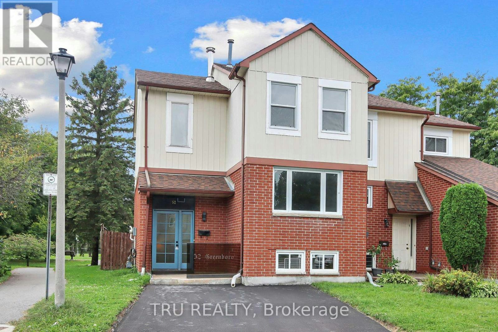 52 Greenboro Crescent, Ottawa, ON, K1T 1W5