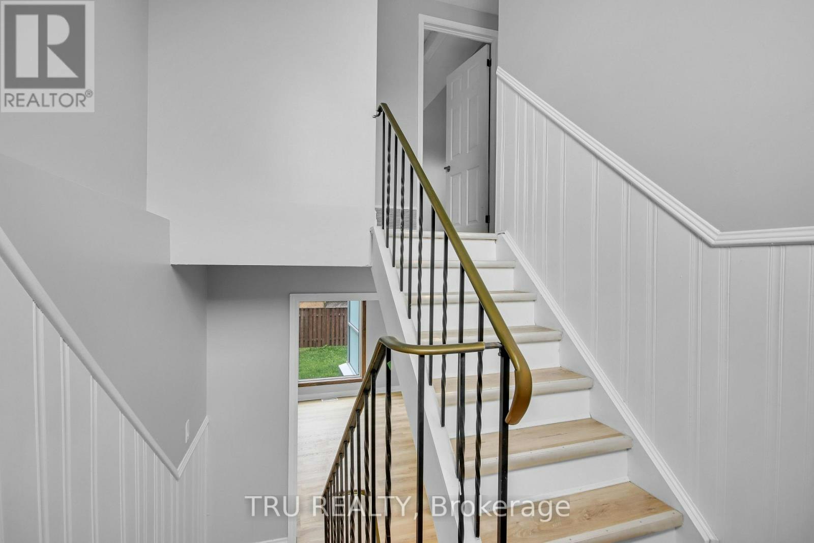 52 Greenboro Crescent, Ottawa, ON, K1T 1W5 - 18