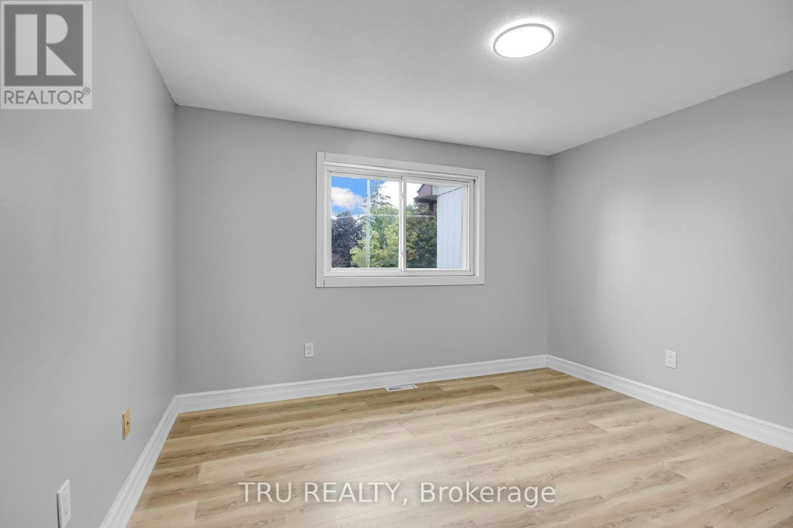 52 Greenboro Crescent, Ottawa, ON, K1T 1W5 - 26