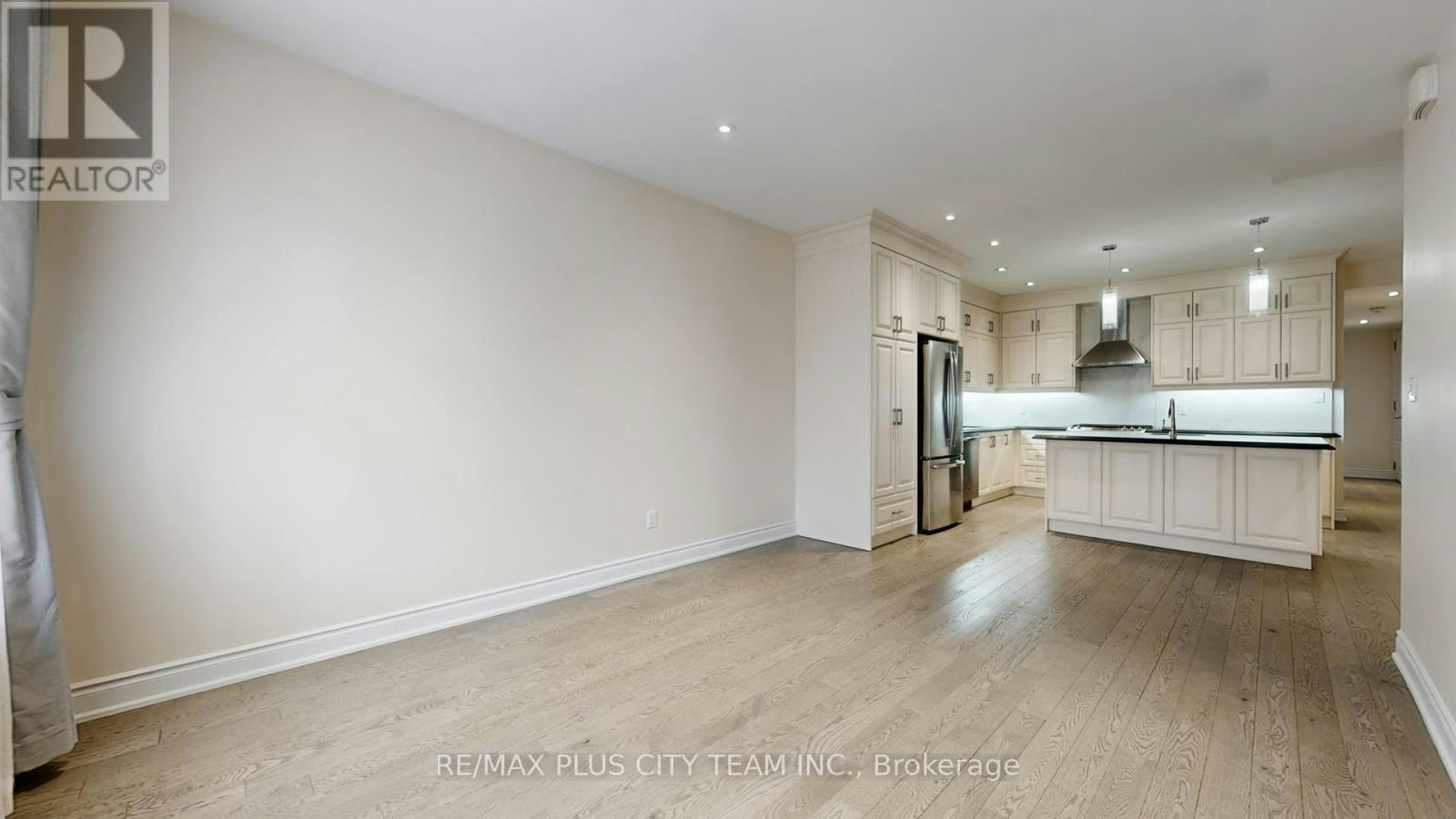 2-381 Ontario Street, Toronto, ON, M5A 2V8 - 5
