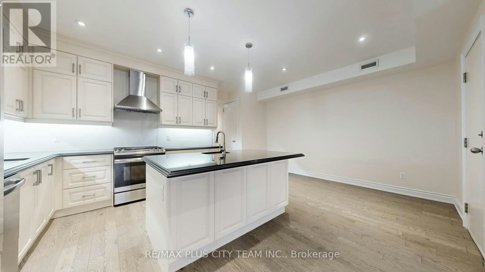 2-381 Ontario Street, Toronto, ON, M5A 2V8 - 7