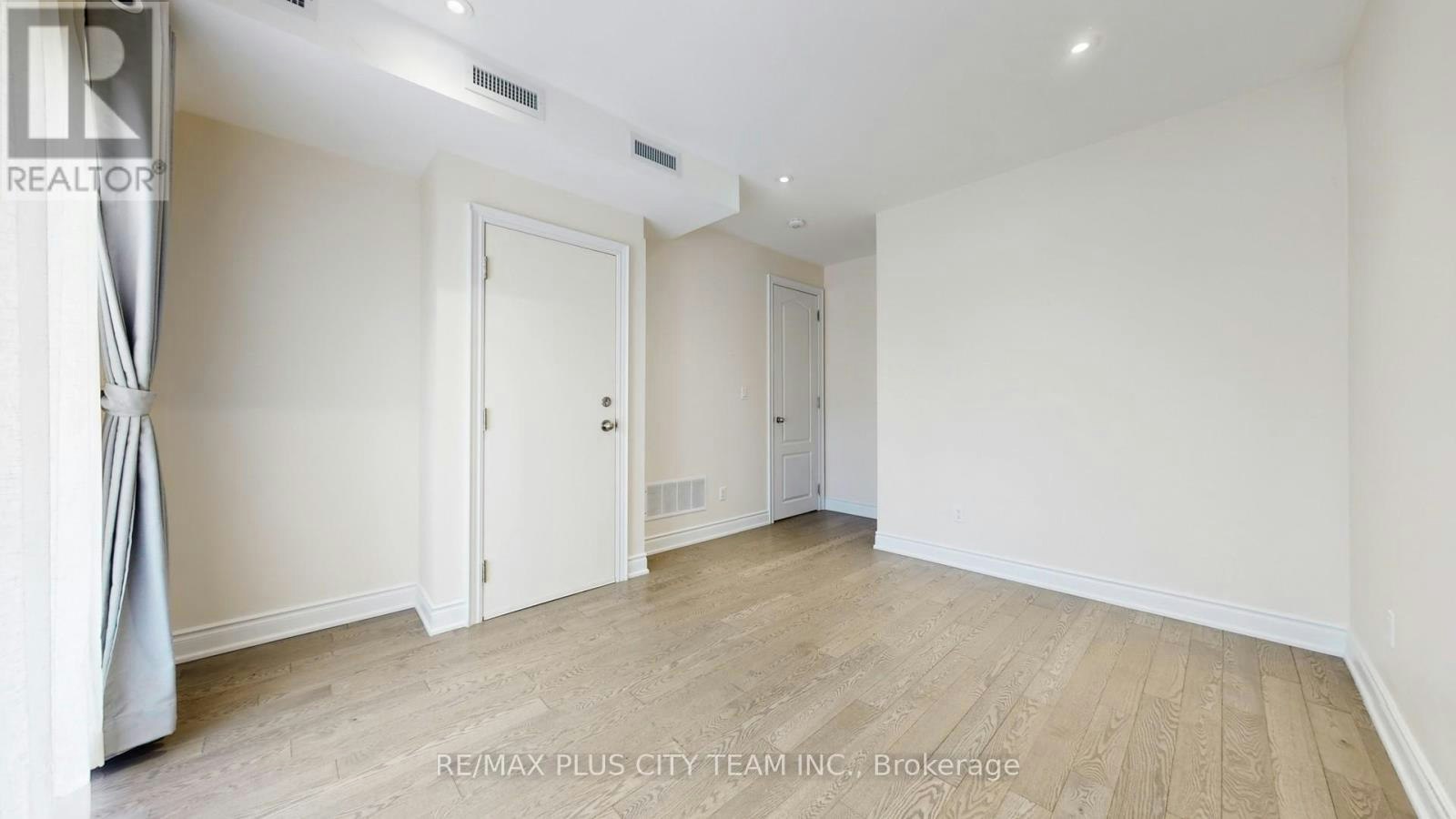 2-381 Ontario Street, Toronto, ON, M5A 2V8 - 17