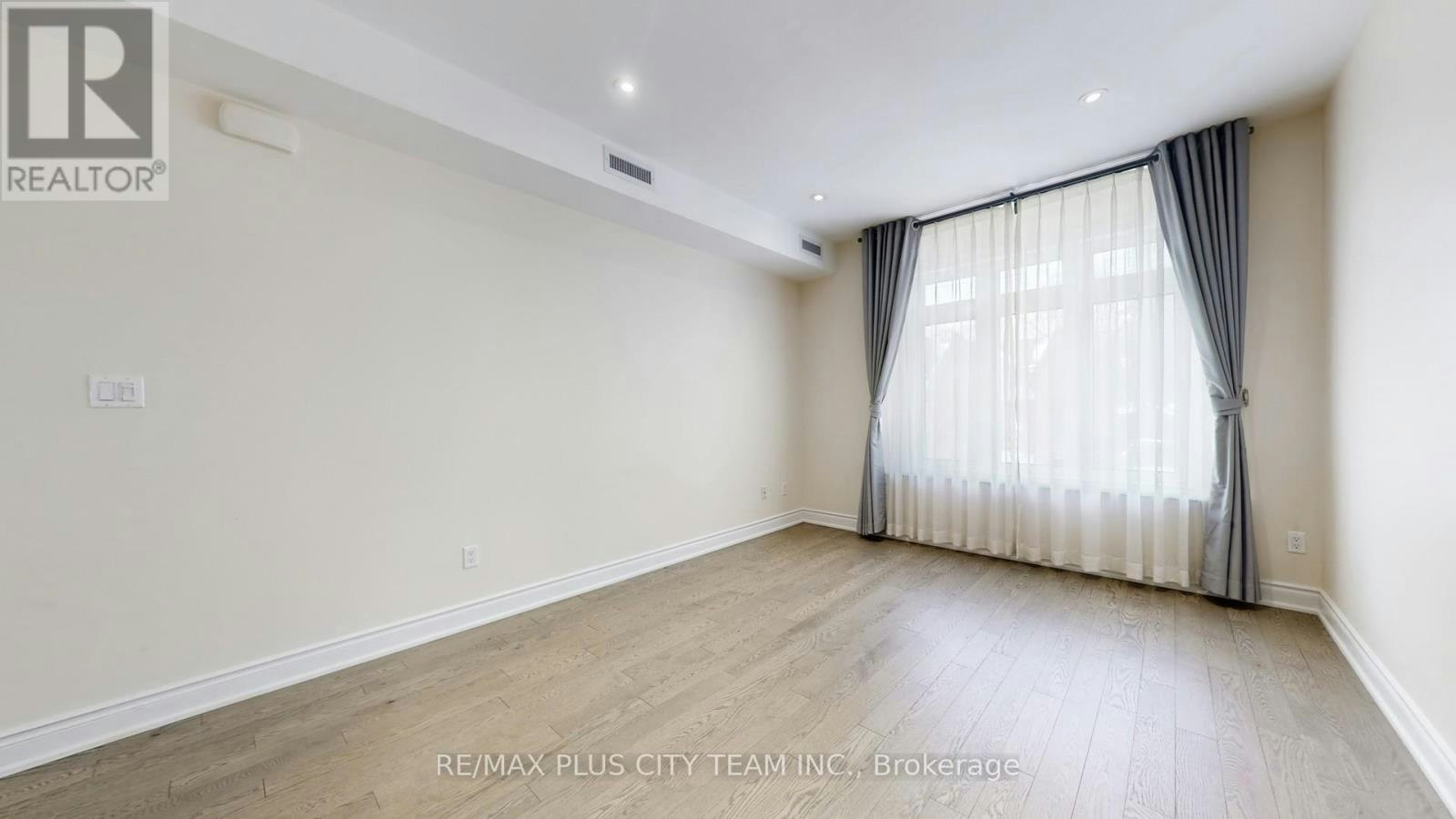 2-381 Ontario Street, Toronto, ON, M5A 2V8 - 4