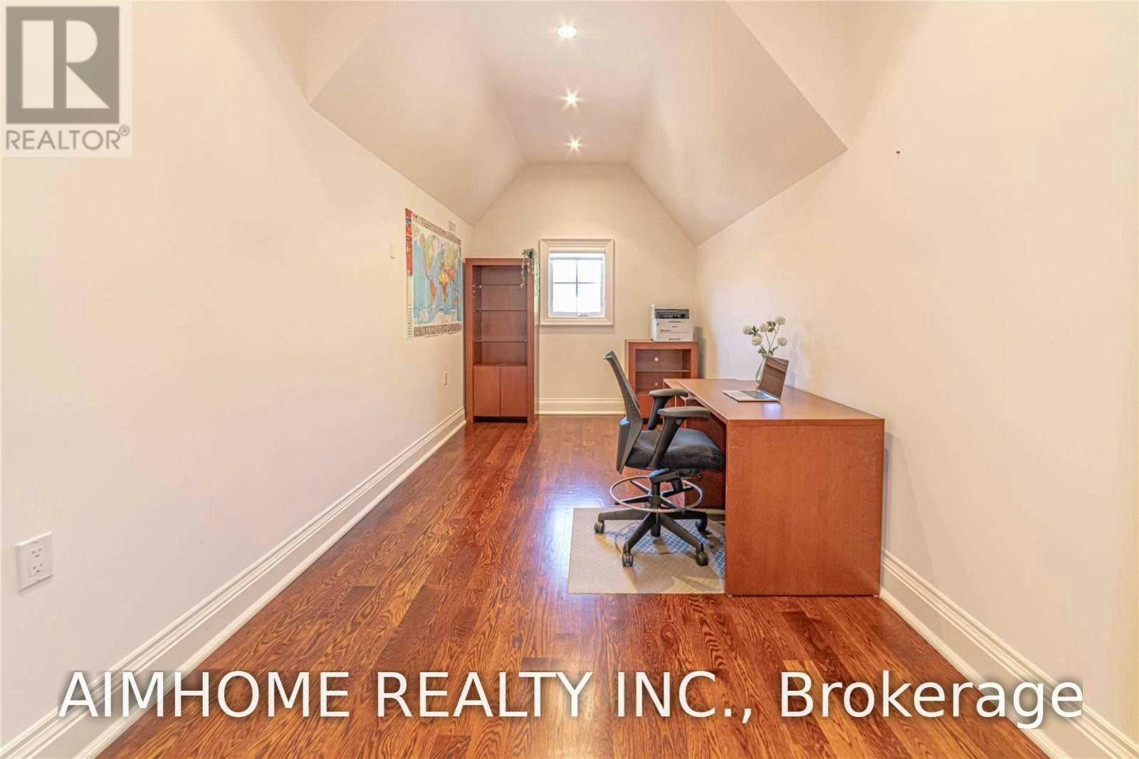 19 Brockington Crescent, Toronto, ON, M3H 4S9 - 12