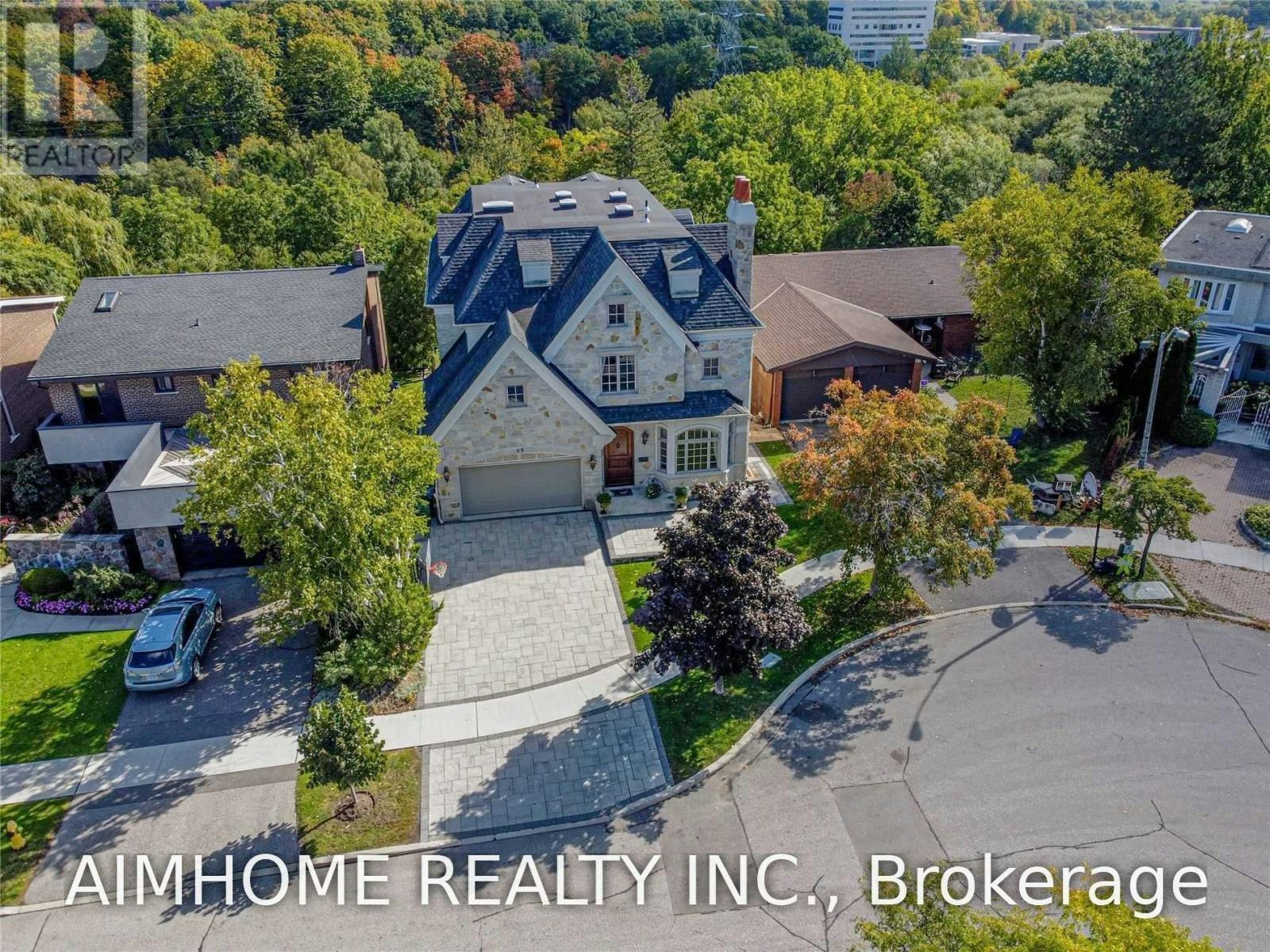 19 Brockington Crescent, Toronto, ON, M3H 4S9