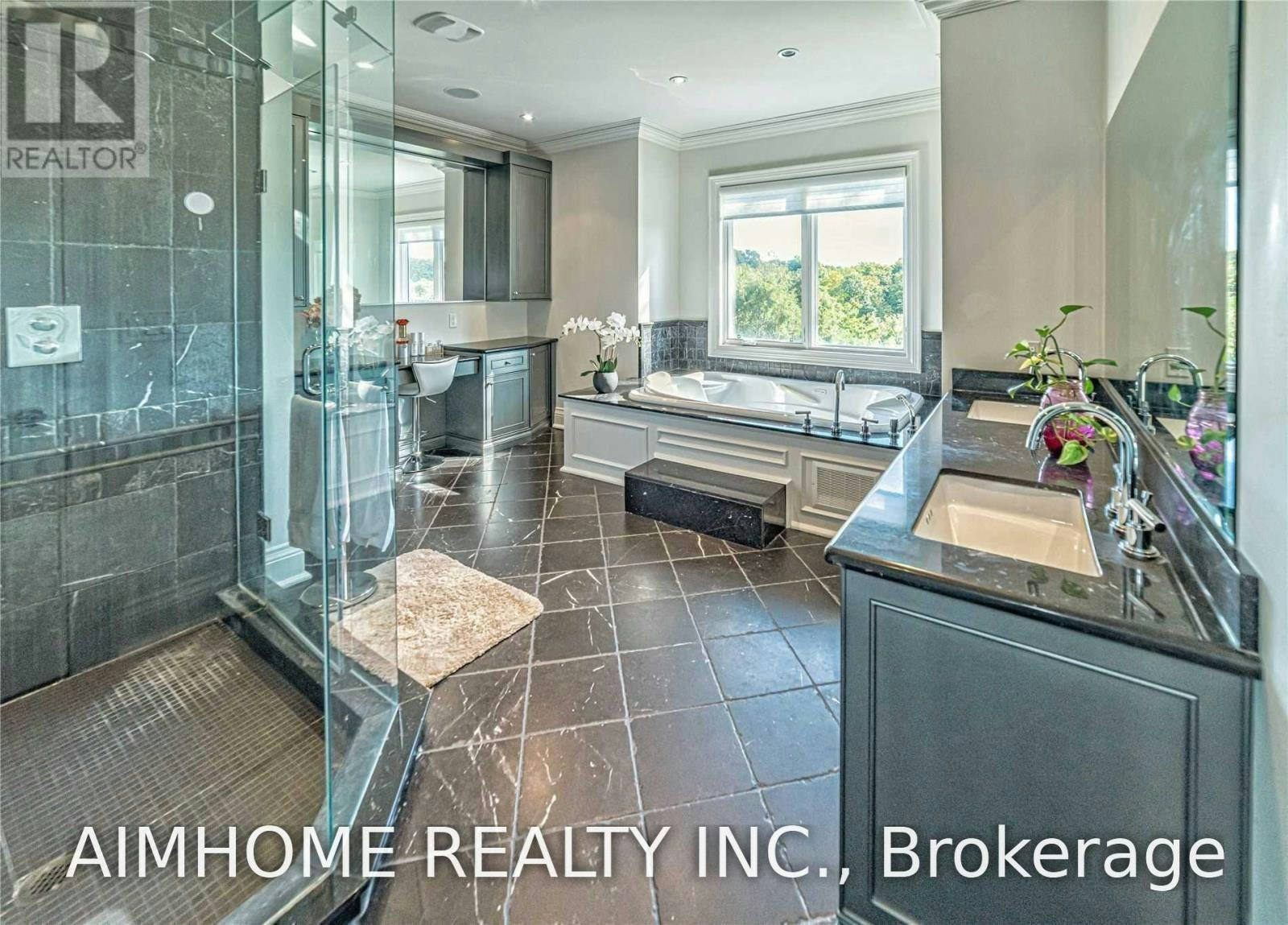 19 Brockington Crescent, Toronto, ON, M3H 4S9 - 16