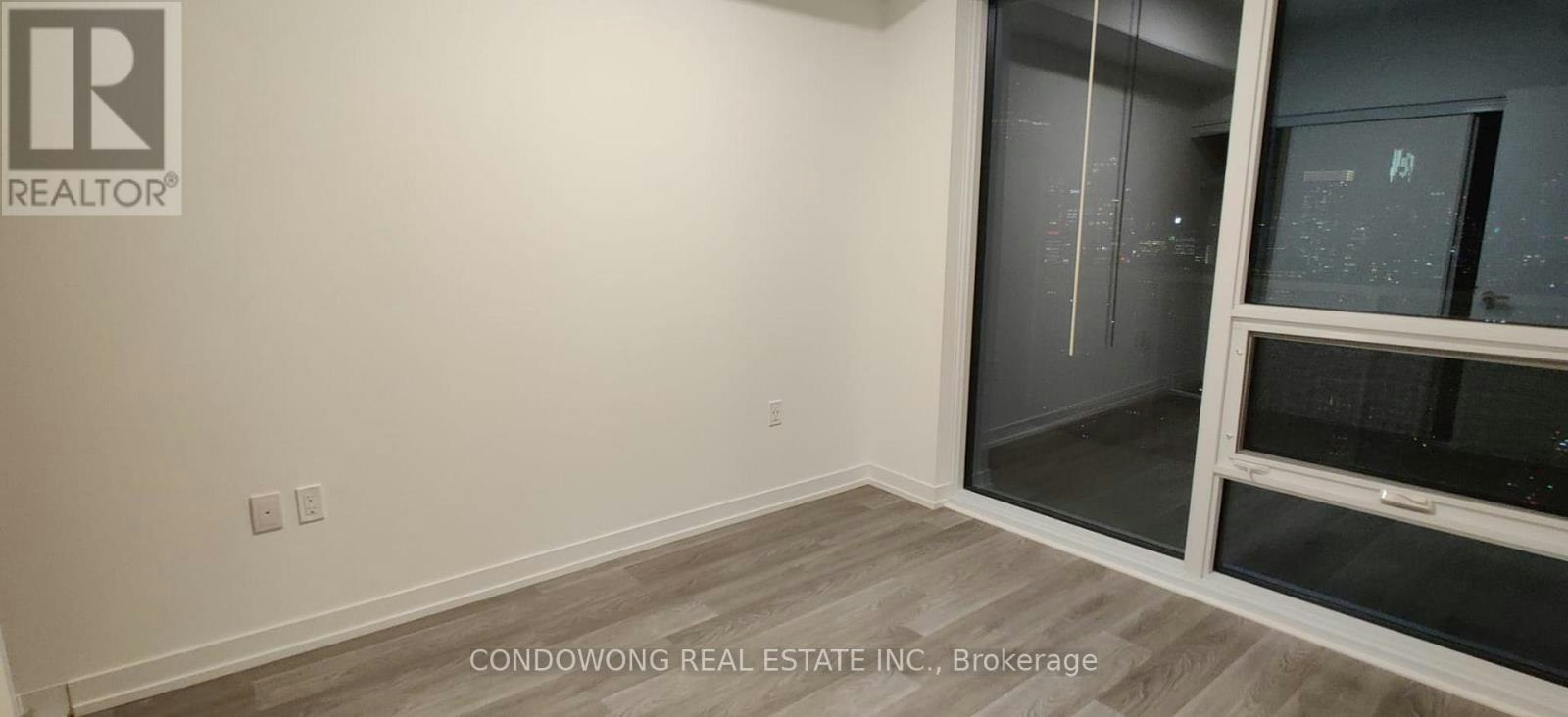 5803-55 Cooper Street, Toronto, ON, M5E 0G1 - 4