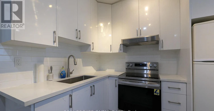 3-157 Main Street, Toronto, ON, M4E 2Z5 - 3